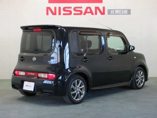 キューブ1.5 ライダー ブラックライン 4WD