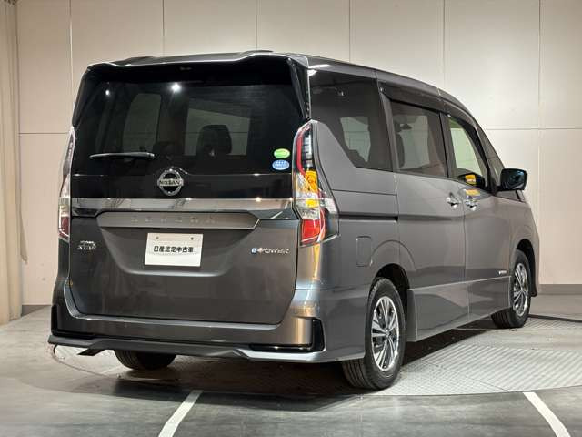 セレナ1.2 e-POWER ハイウェイスターV