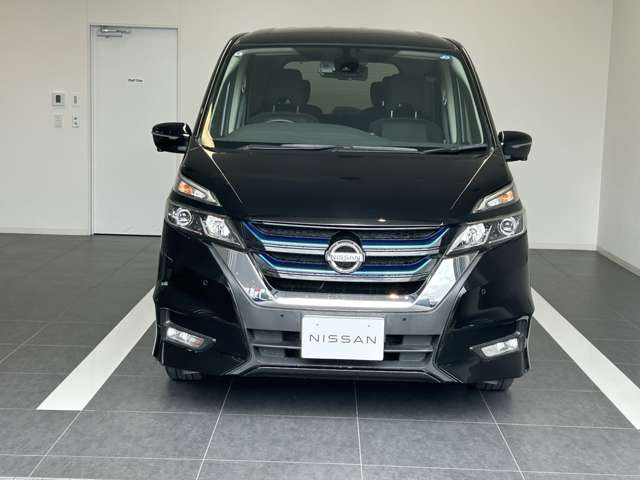 セレナ1.2 e-POWER ハイウェイスターV