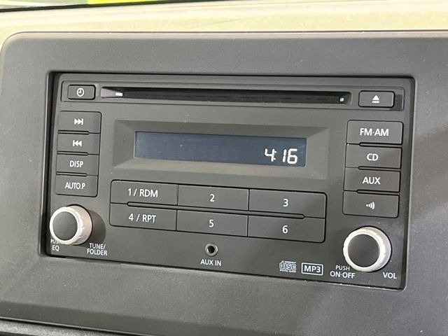 お好きな音楽を車内でお楽しみいただけます♪スピーカー交換・ウーハー追加などの音質向上や、最新ナビ・後席モニター等の取り付けも是非ご相談ください!