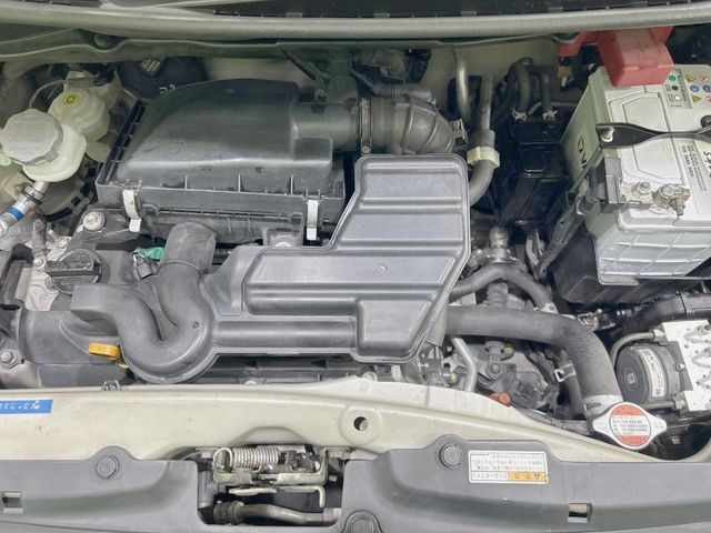 親切・丁寧な専門メカニックスタッフが応対!・車検・点検整備・事故等の修理などアフターサービスも安心。お車のカスタマイズもネクステージのサービススタッフまでご相談ください!