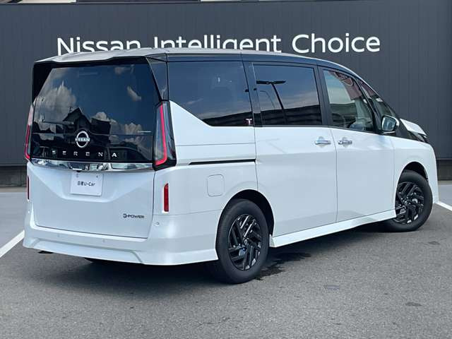 セレナ1.4 e-POWER ハイウェイスターV NissanConnectインフォテインメントシステム