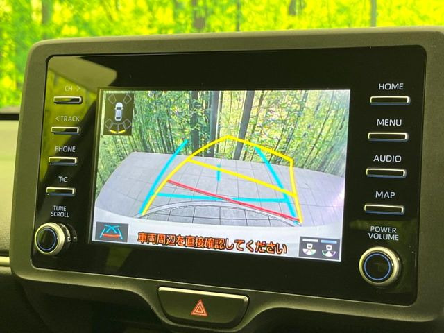 【バックカメラ】駐車時に後方がリアルタイム映像で確認できます。大型商業施設や立体駐車場での駐車時や、夜間のバック時に大活躍!運転スキルに関わらず、今や必須となった装備のひとつです!