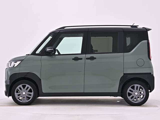 デリカミニT プレミアム リミテッド エディション 4WD