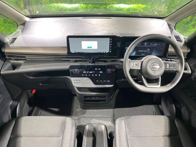 セレナ1.4 e-POWER ハイウェイスターV