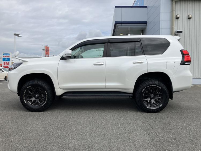 ランドクルーザープラド2.8 TX ディーゼル 4WD