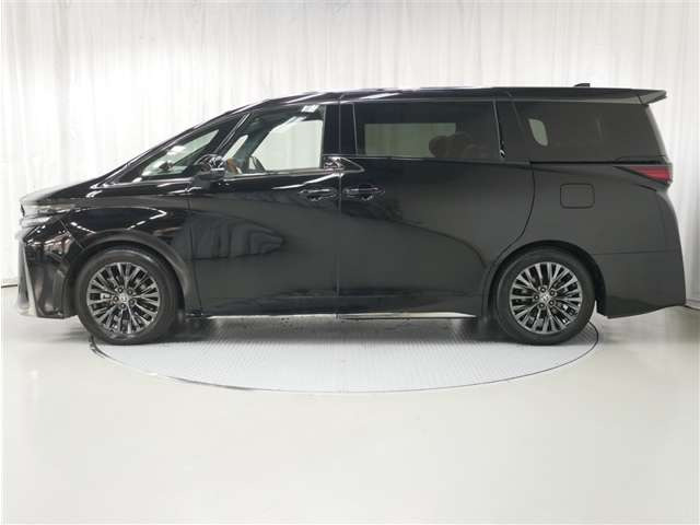 ヴェルファイアハイブリッド 2.5 Z プレミア E-Four 4WD