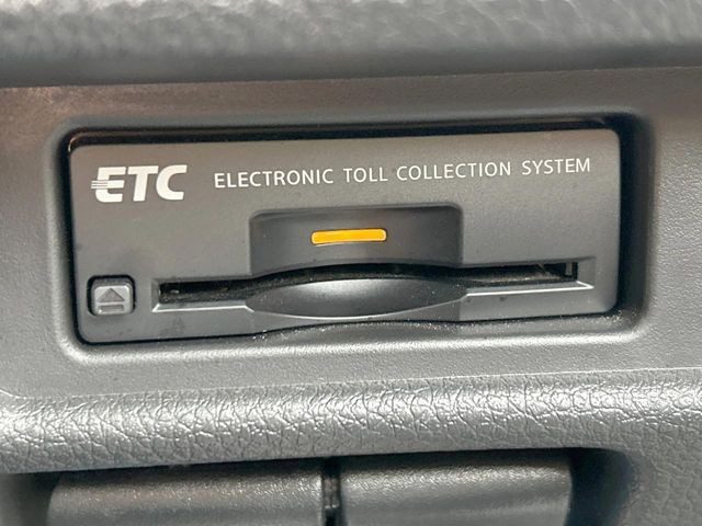 【ETC】高速道路の料金所をストレスなく通過!話題のスポットやサービスエリアに多い「スマートIC」利用時は必須のアイテムです。当店でセットアップを実施、ご納車当日からすぐにご利用いただけます!