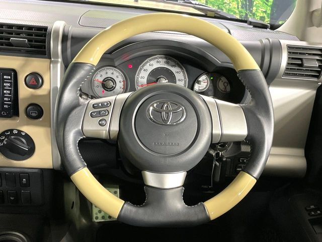 �y�X�e�A�����O�X�C�b�`�z�^�]���A�O������ڐ������炷���ƂȂ��A�I�[�f�B�I���̑��삪�\�ȕ֗��@�\!���S&���K�ȃh���C�u�����o���Ă���܂���