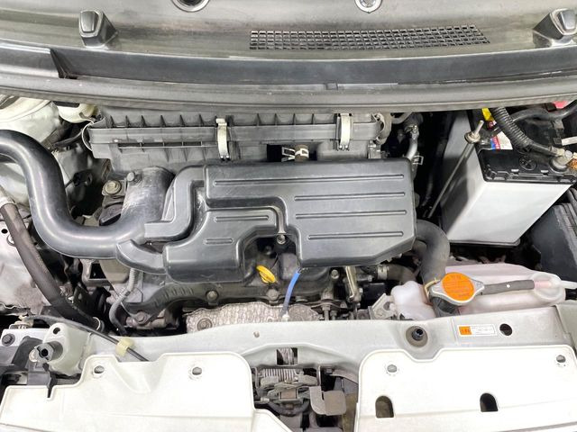 親切・丁寧な専門メカニックスタッフが応対!・車検・点検整備・事故等の修理などアフターサービスも安心。お車のカスタマイズもネクステージのサービススタッフまでご相談ください!