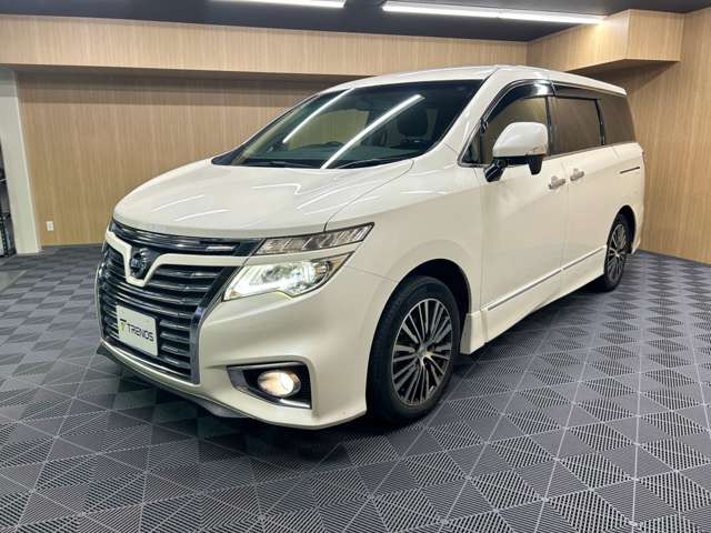 TRENOSには多数、車種様々な在庫がございます。きっとお気に入りの一台に出会えるはずです♪