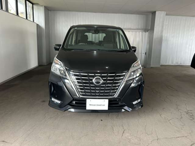 セレナ2.0 ハイウェイスターV 4WD