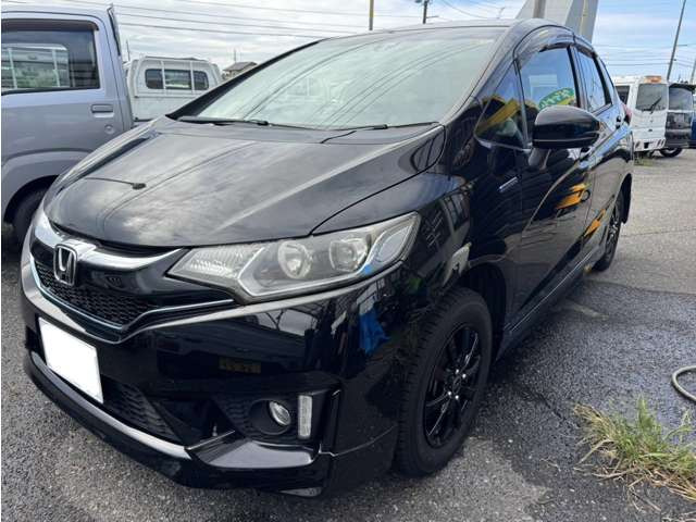 フィット1.5 ハイブリッド Fパッケージ 4WD