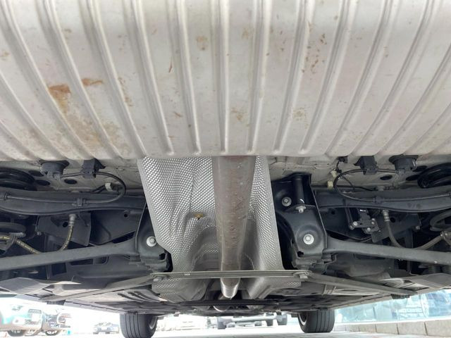 ●YANASEオートシステムズとの提携によって実現した高品質修理ネットワーク!大切なお車だから、万が一の修理でも「純正品質」をご提供。当店でご購入いただくお車にはメリットが数多くあります