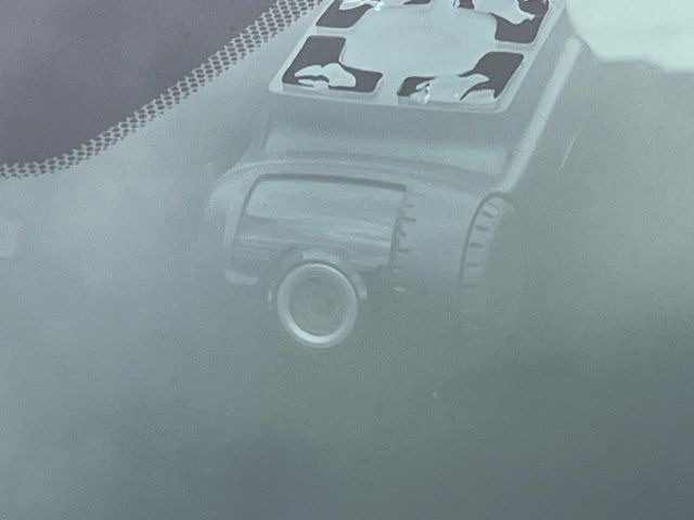 【ドライブレコーダー】ドライブレコーダー装備!走行中はもちろん、あおり運転や事故に遭遇した際、映像で記録し、万一のリスクに備えます。※記録用SDカードはお客様ご自身でご準備いただく必要があります。