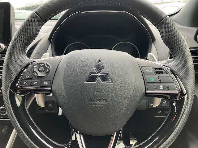 エクリプスクロスPHEV 2.4 ブラック エディション 4WD