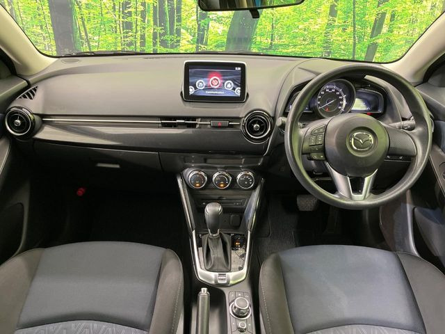 デミオ1.3 13S