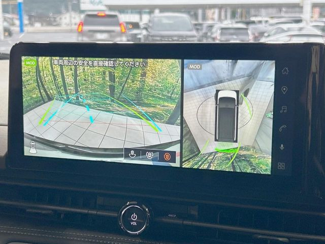 【アラウンドビューモニター】専用のカメラにより、上から見下ろしたような視点で360度クルマの周囲を確認することができます☆死角部分も確認しやすく、狭い場所での切り返しや駐車もスムーズに行えます。