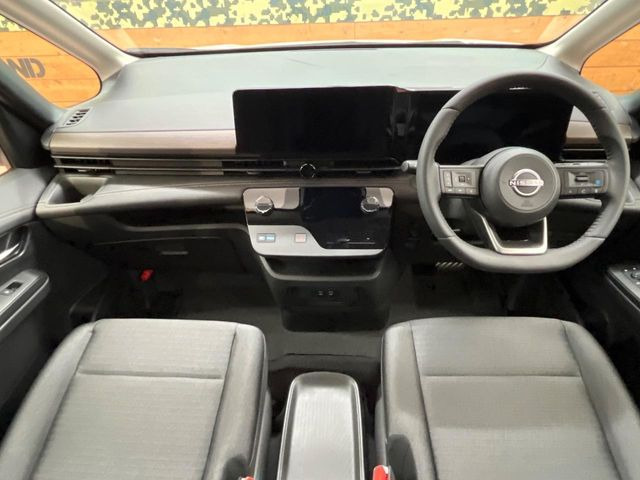 セレナ1.4 e-POWER ハイウェイスターV