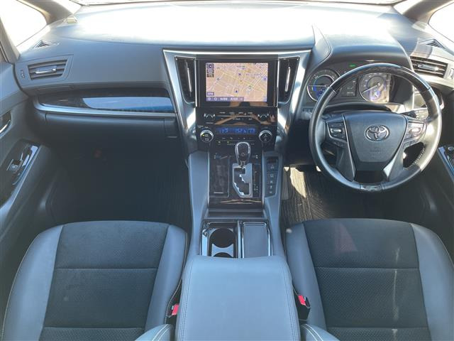 アルファードハイブリッド 2.5 S タイプゴールド E-Four 4WD