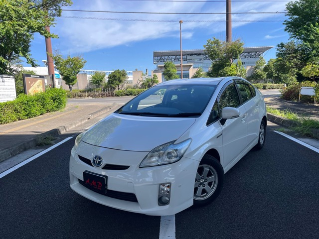 プリウス1.8 S