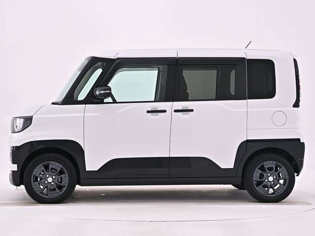 デリカミニT プレミアム デリマル パッケージ 4WD