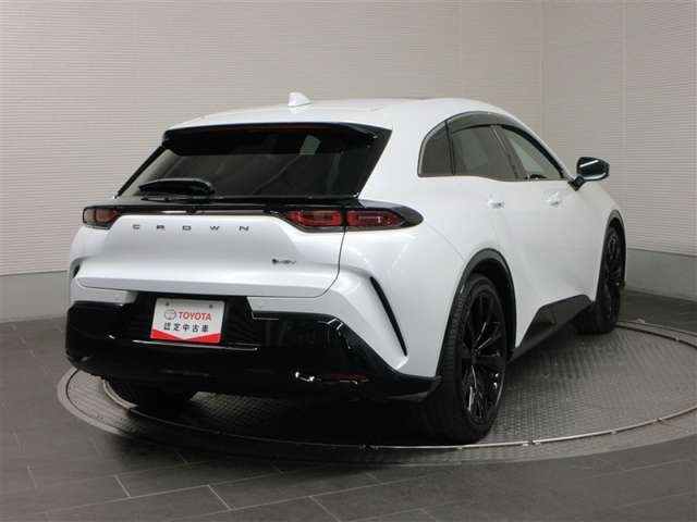 クラウンスポーツ2.5 Z E-Four 4WD