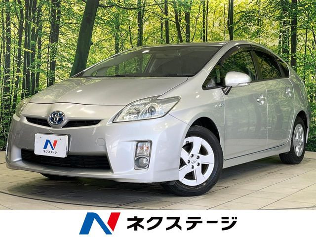 プリウス1.8 S