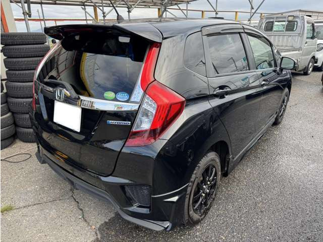 フィット1.5 ハイブリッド Fパッケージ 4WD