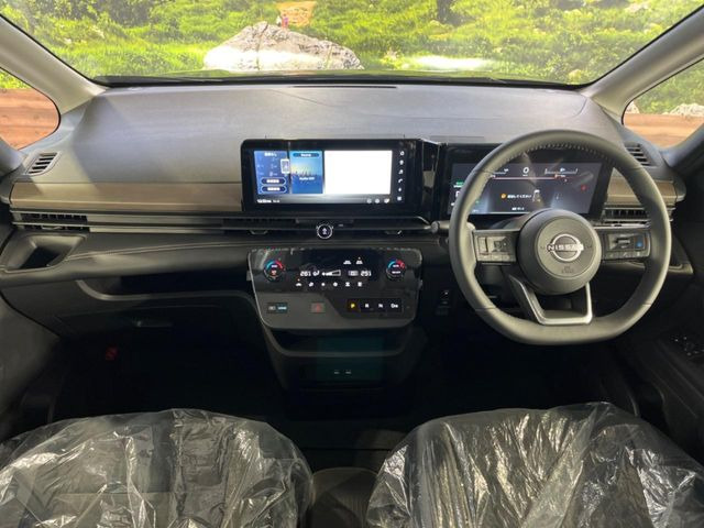 セレナ1.4 e-POWER ハイウェイスターV