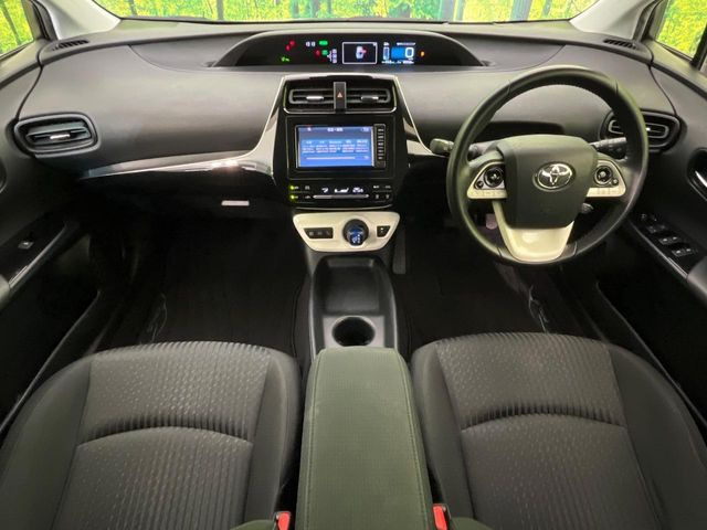 プリウス1.8 S セーフティ プラス