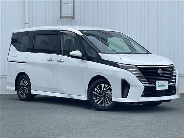 セレナ1.4 e-POWER ハイウェイスターV