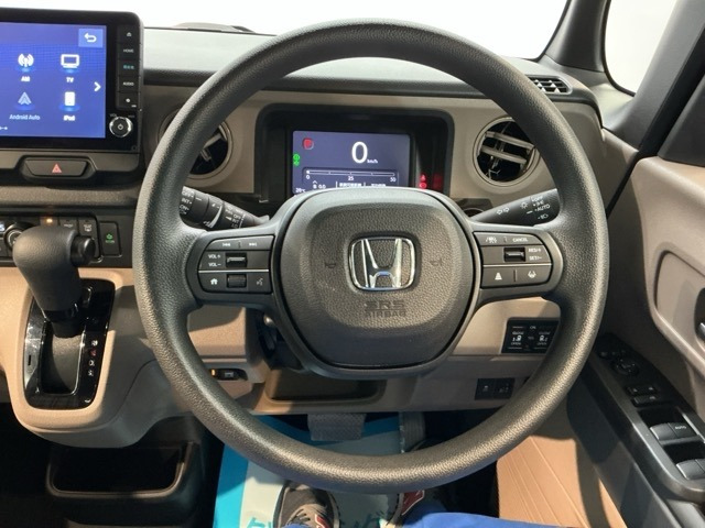 N-BOXジョイ 2トーン