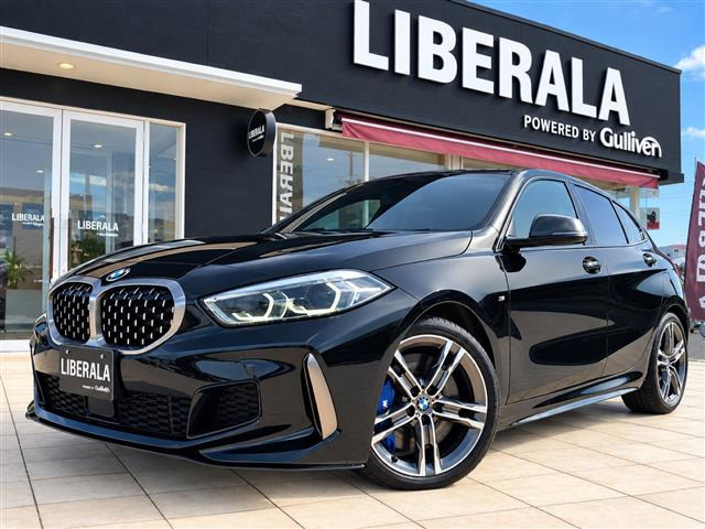 1シリーズM135i xドライブ 4WD