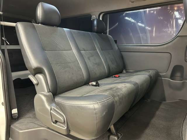 車内もキレイで嫌な臭いもありません☆車内の臭い、汚れが気になる方は内装のスチームクリーナーも施工可能です♪