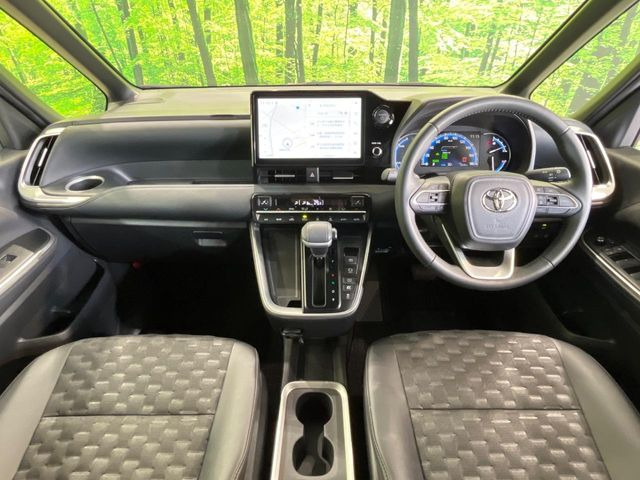 ヴォクシー1.8 ハイブリッド S-Z