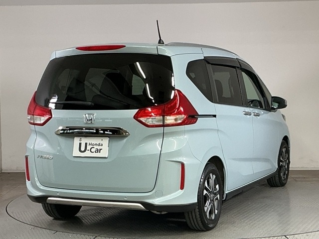フリード1.5 クロスター