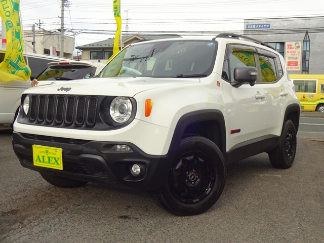 レネゲードトレイルホーク 4WD