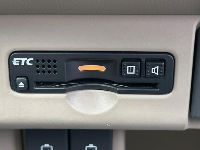 【ETC】高速道路の料金所をストレスなく通過!話題のスポットやサービスエリアに多い「スマートIC」利用時は必須のアイテムです。当店でセットアップを実施、ご納車当日からすぐにご利用いただけます!
