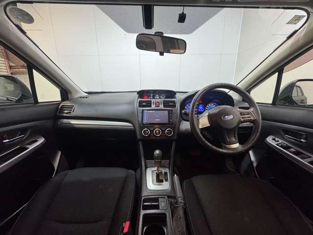 インプレッサXVハイブリッド2.0i 4WD
