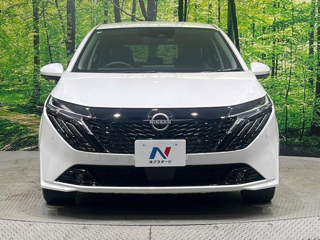 弊社では、全車『修復歴なし』のお車のみ取り扱っております。専任バイヤーによる厳選した仕入れの後、入庫後の車両チェックを行い、ネクステージが認定した高品質な中古車をご提供しております。