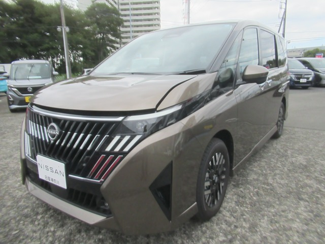 セレナ1.4 e-POWER ルキシオン