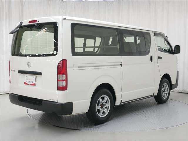 ハイエースバン2.8 DX ロング ディーゼル 4WD