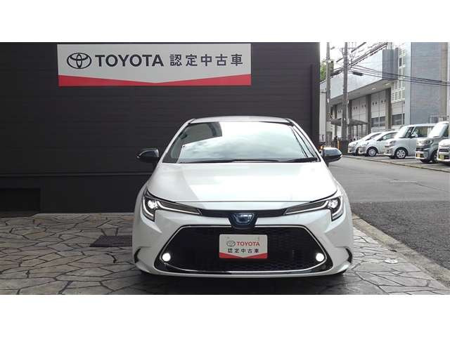 カローラツーリング1.8 ハイブリッド W×B