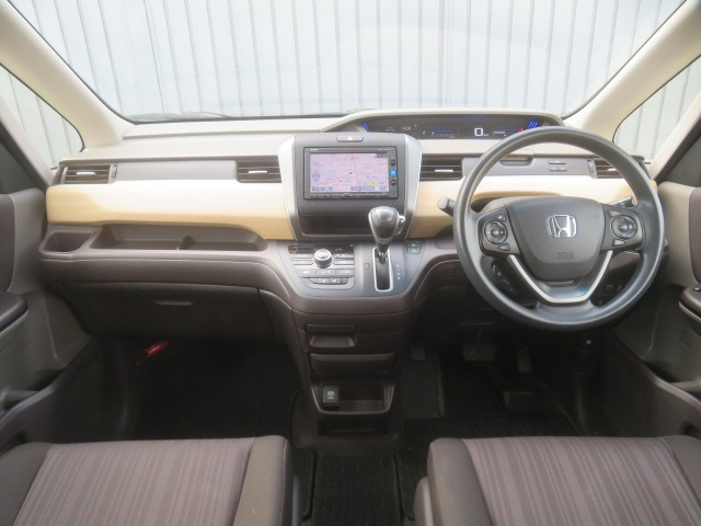 フリード1.5 G ホンダセンシング 4WD