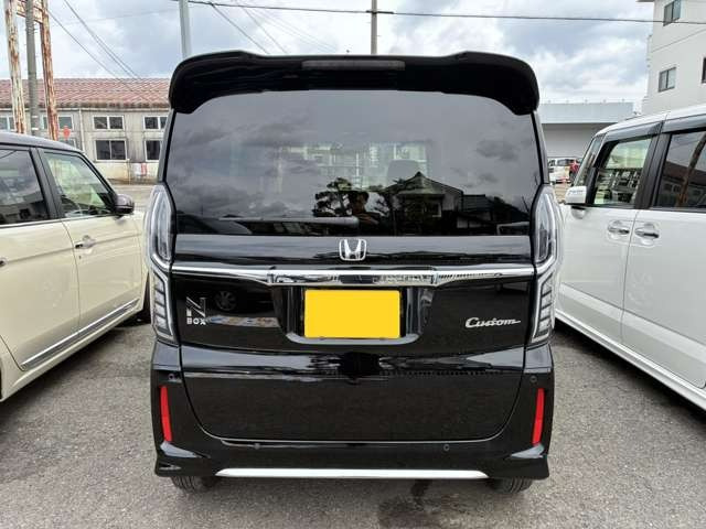 N-BOXL