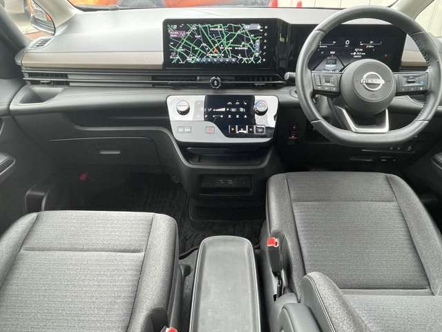 セレナ1.4 e-POWER ハイウェイスターV