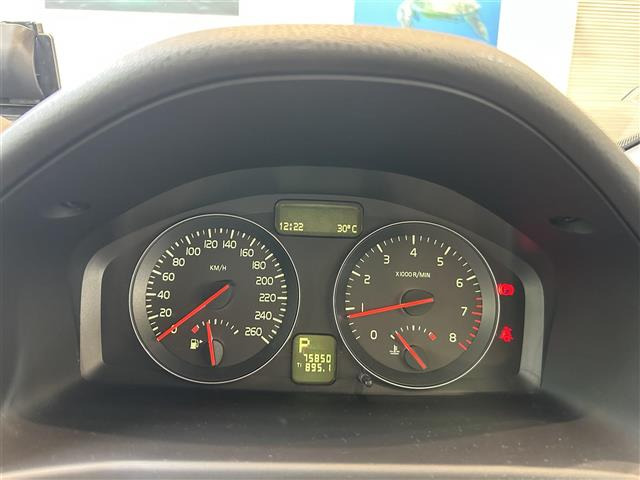 V502.4i SE