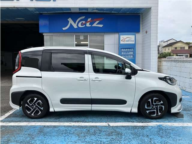 シエンタハイブリッド 1.5 Z E-Four 4WD