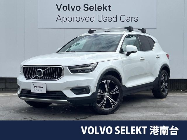 XC40B4 AWD インスクリプション 4WD